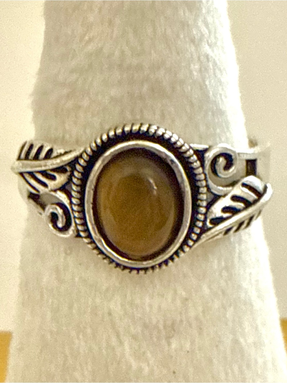 925 Sterling Silver Brown Tiger’s Eye Cabochon Ring Size 9.5 Leaf Scroll Ornate